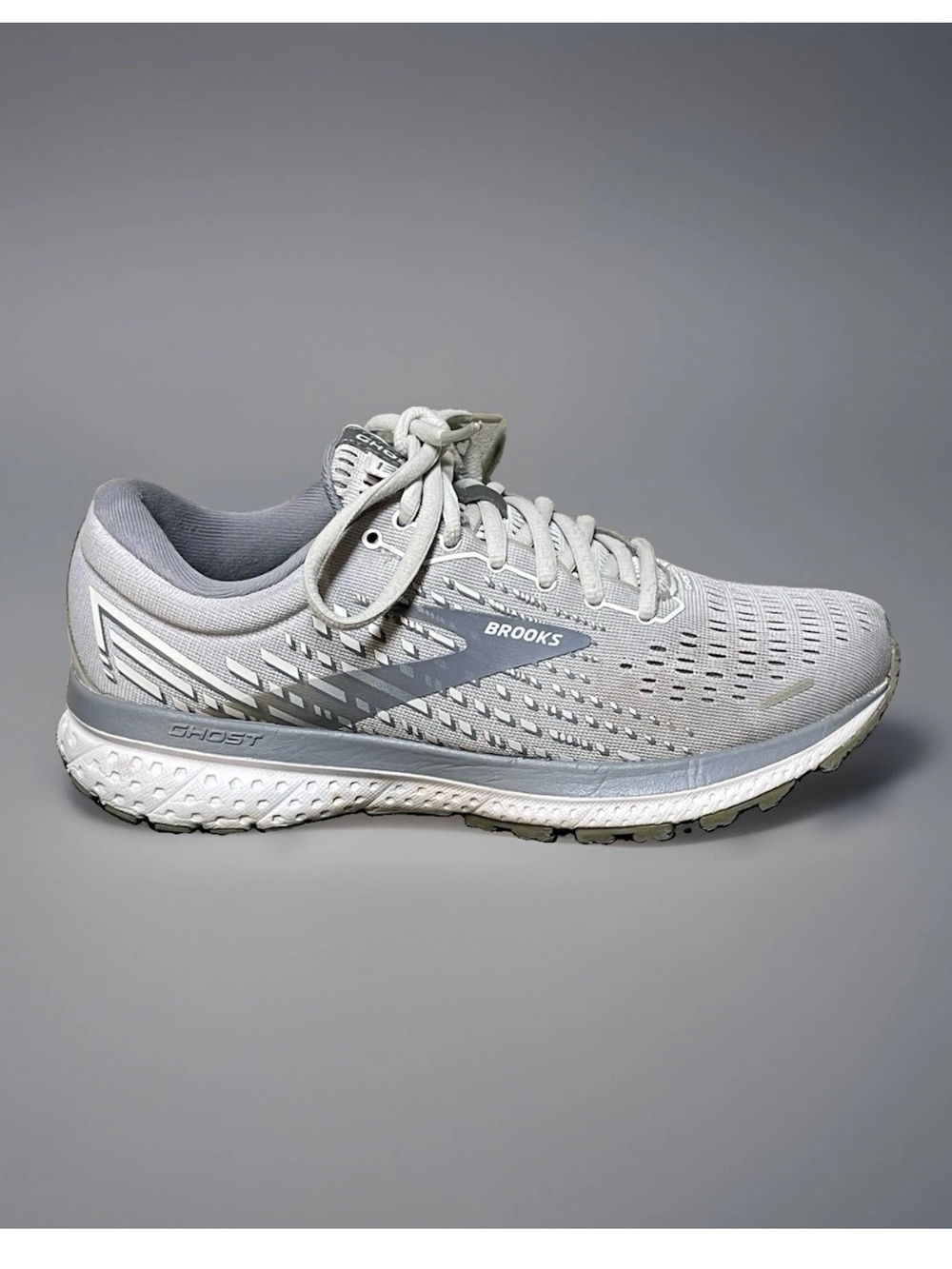 Brooks Ghost 13 Women's Gray Running Shoes Size 7.5B